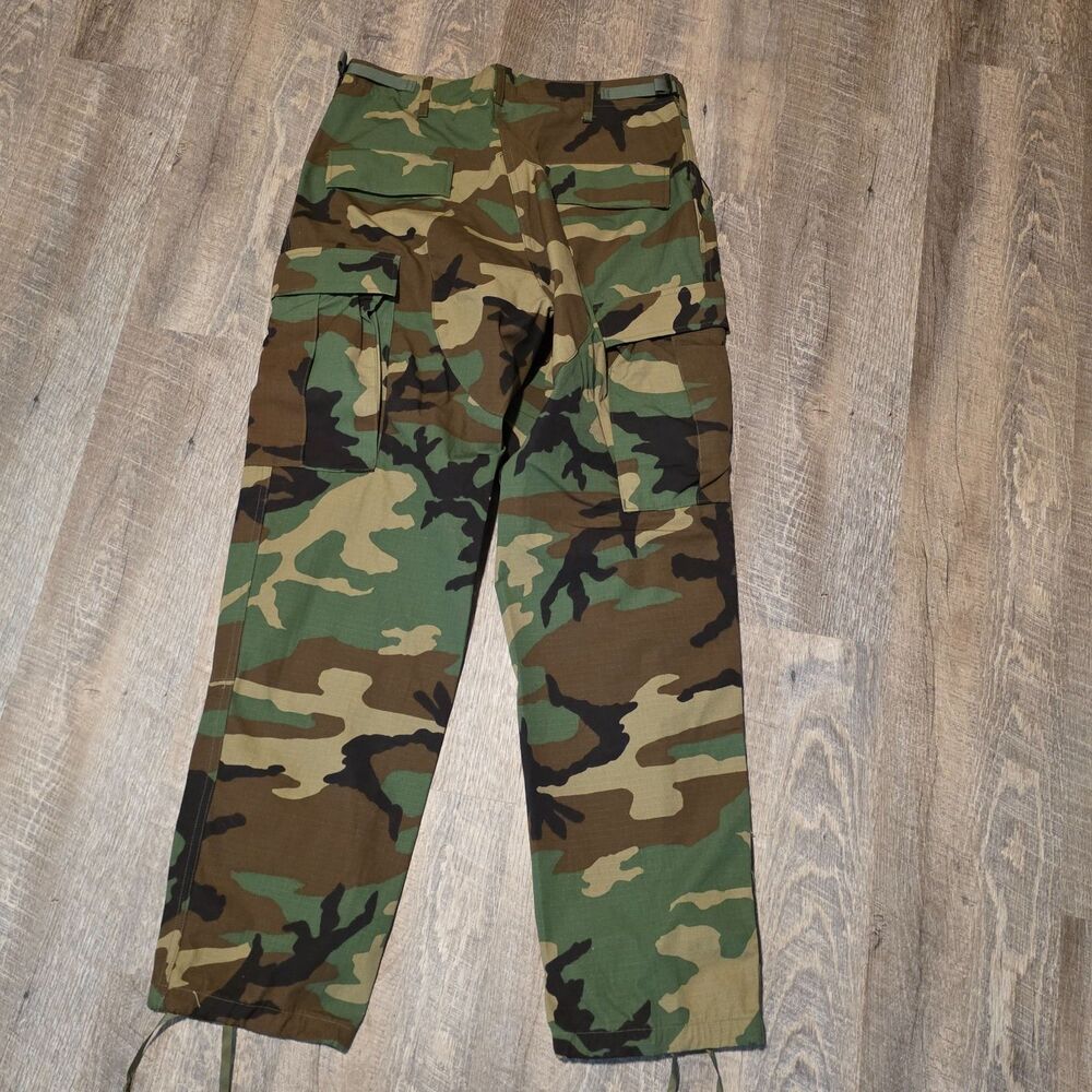 Military BDU Cargo Pants Men's Med-Reg Green Woodland Camo Still Crisp Hunting - Picture 7 of 10